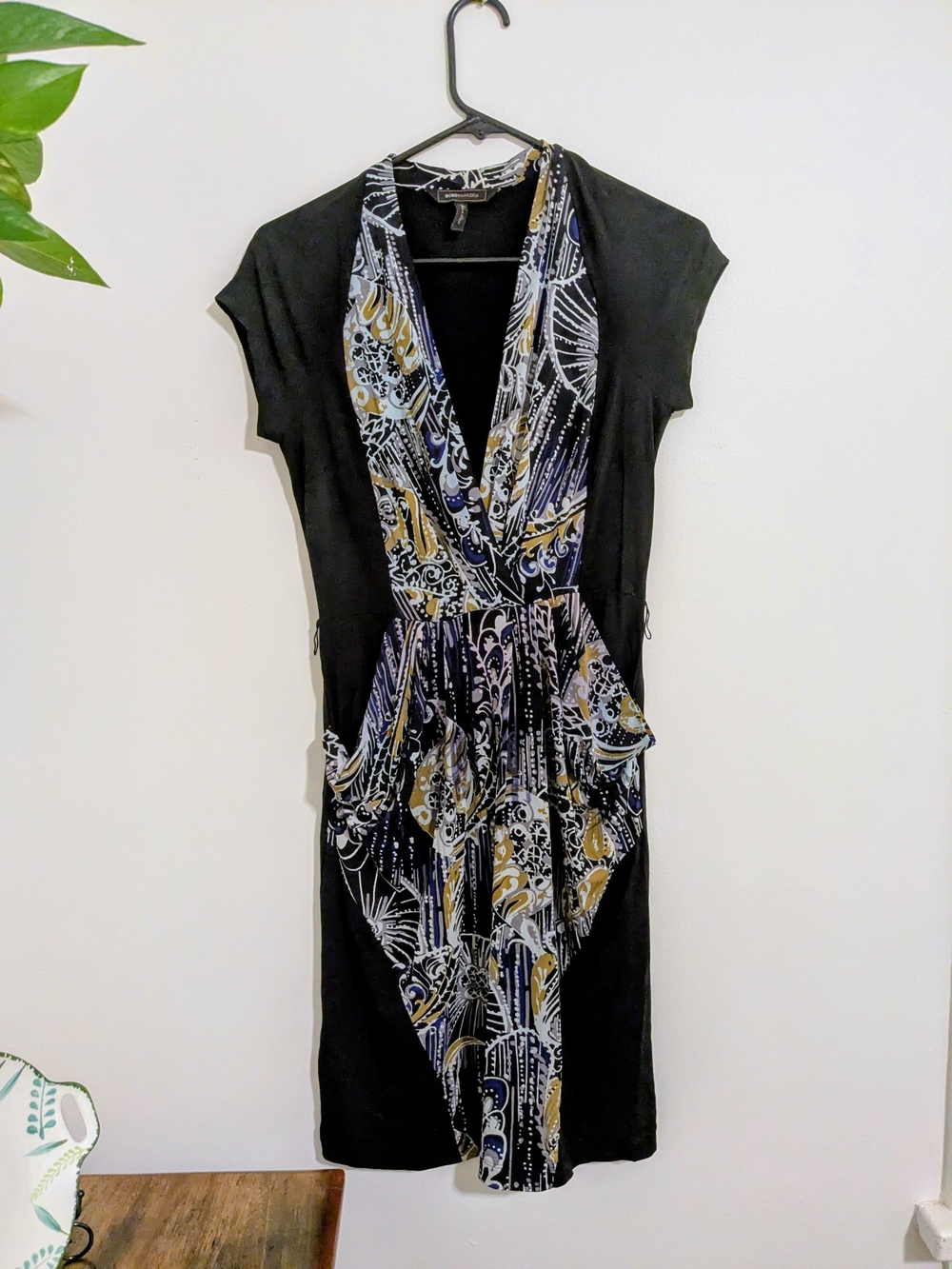 BCBGMAXAZRIA "IQQ6K157" Abstract Printed Faux-Wrap Jersey Dress (S)